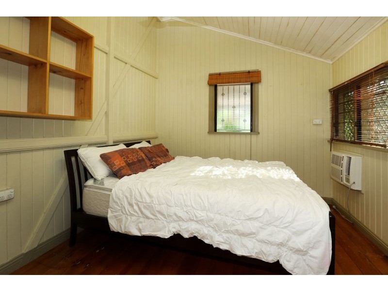 29 Davidson Street, South Townsville QLD 4810