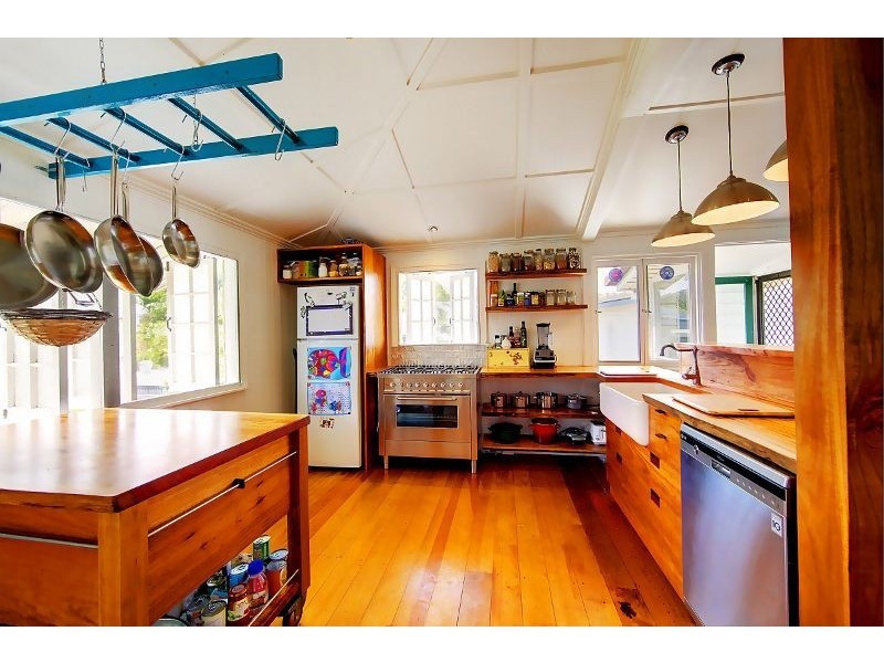 15 Barboutis Street, Belgian Gardens QLD 4810