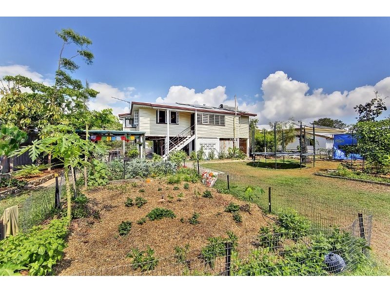 15 Barboutis Street, Belgian Gardens QLD 4810