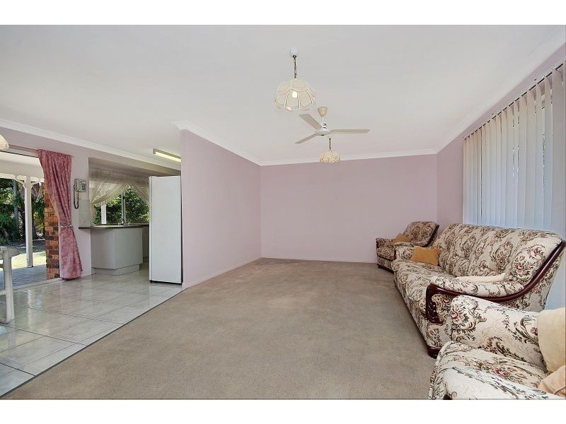 18 Hillgrove Court, Bushland Beach QLD 4818