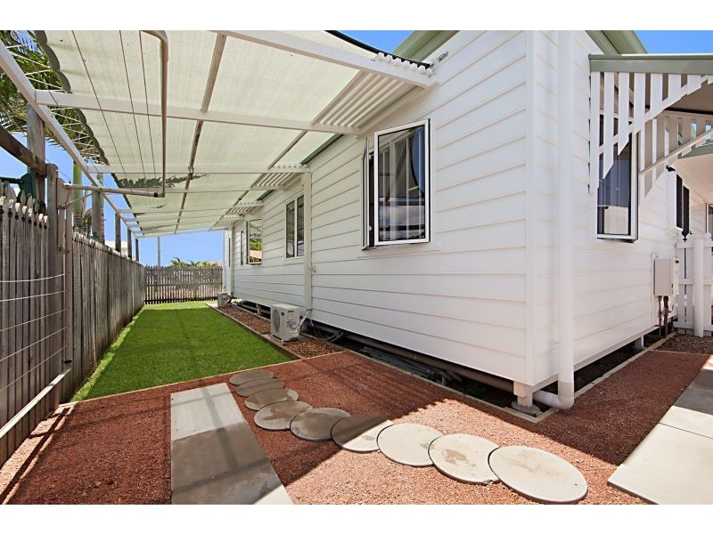 1 Hindley Street, Currajong QLD 4812