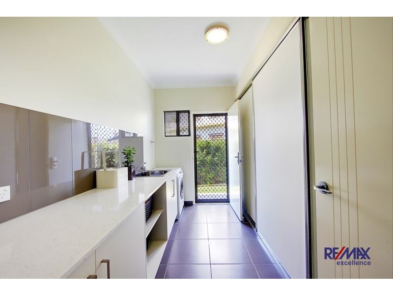 21 Springbrook Parade, Idalia QLD 4811