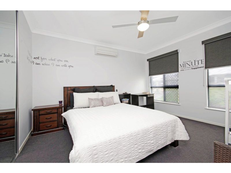 22 Hillock Crescent, Bushland Beach QLD 4818