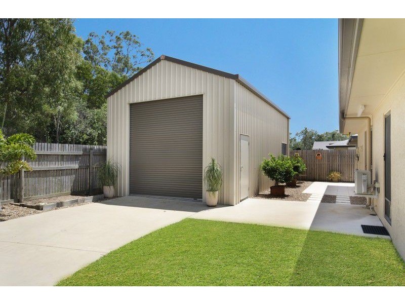 62 Daintree Drive, Bushland Beach QLD 4818