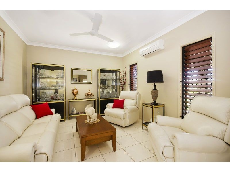 62 Daintree Drive, Bushland Beach QLD 4818