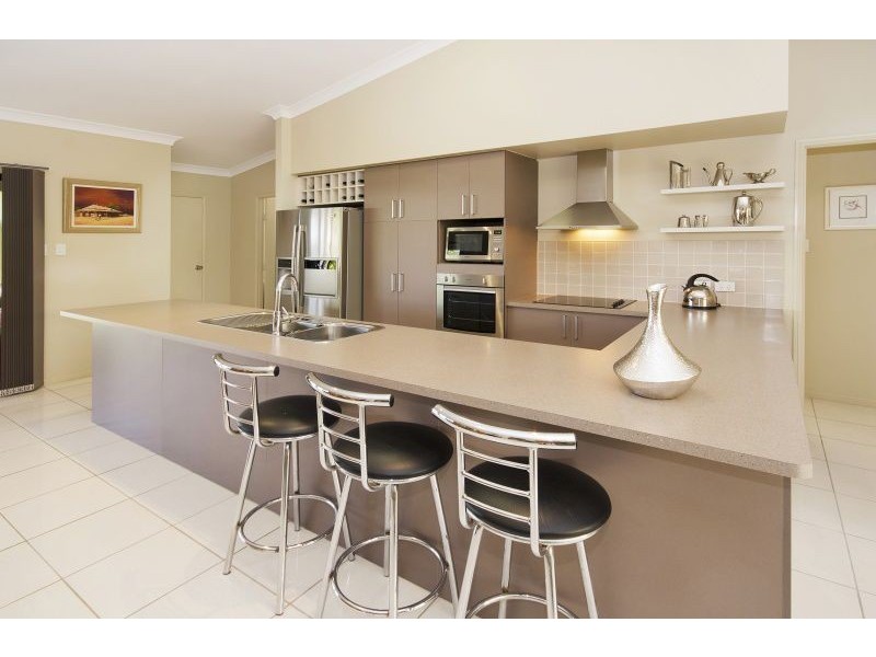 62 Daintree Drive, Bushland Beach QLD 4818