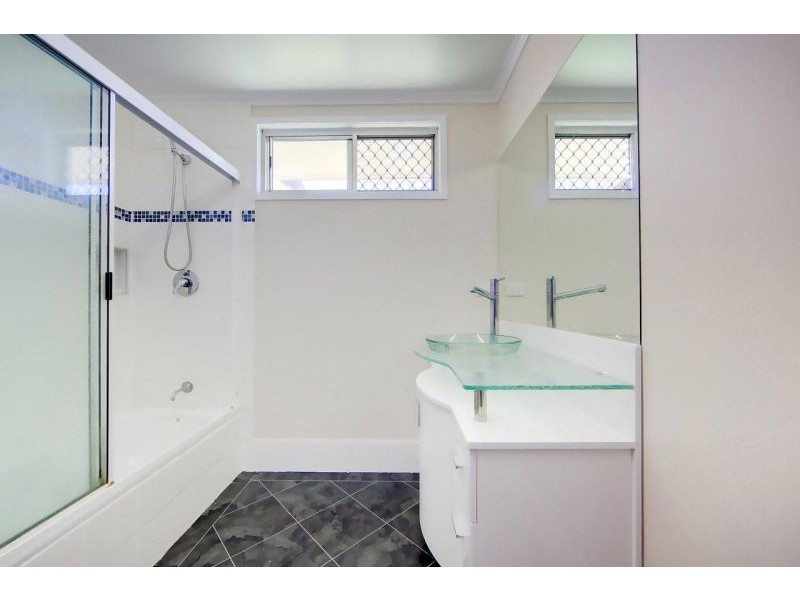 3 Sweers Court, Kirwan QLD 4817