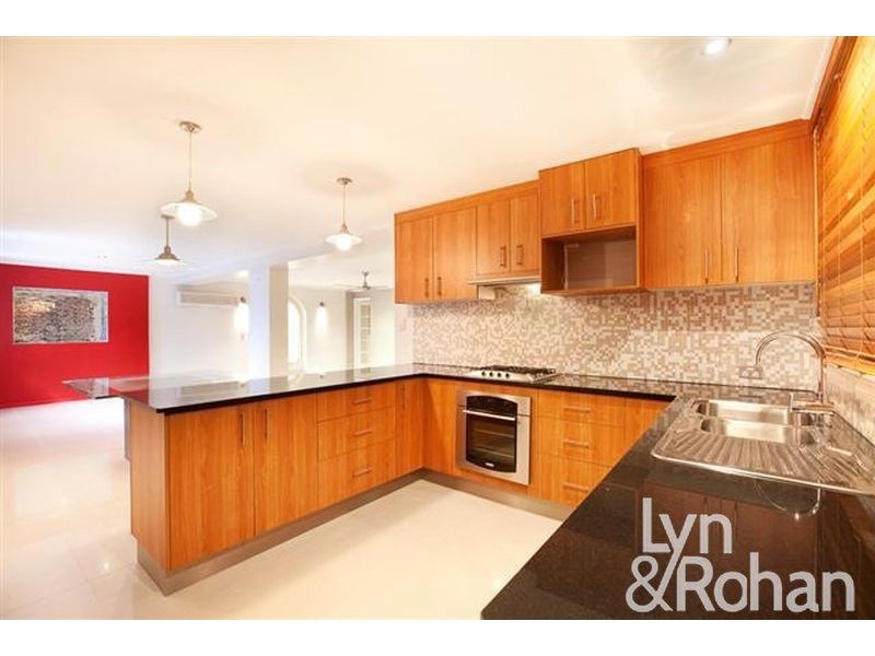 33 Louise Street, Cranbrook QLD 4814