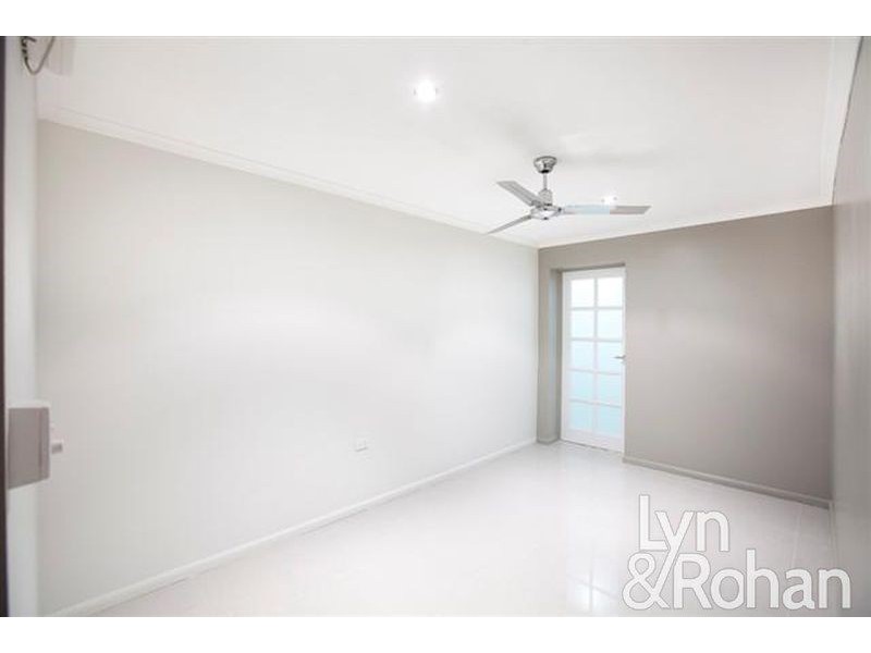 33 Louise Street, Cranbrook QLD 4814