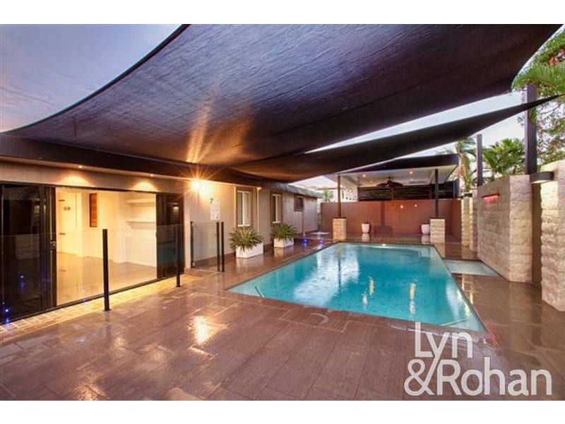 33 Louise Street, Cranbrook QLD 4814