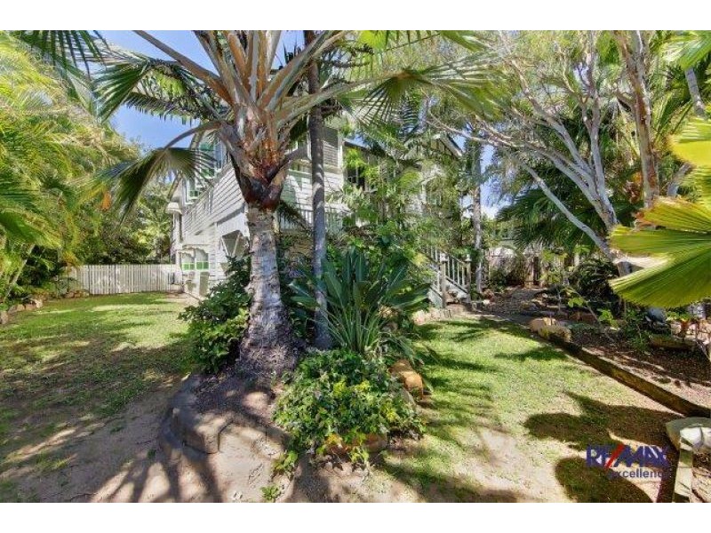 15 Chapman Street, Mysterton QLD 4812