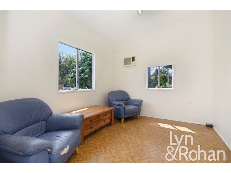 65 Corcoran Street, Currajong QLD 4812