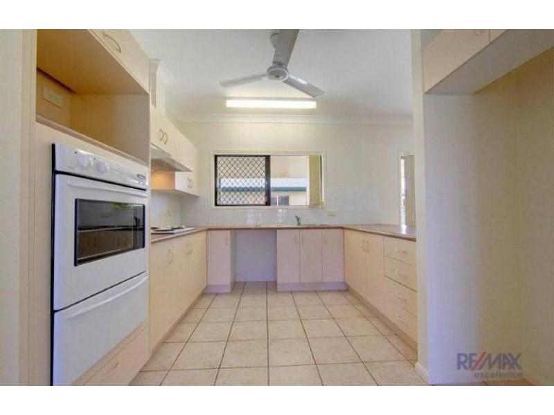 83 Phoenix Pde, Kirwan QLD 4817