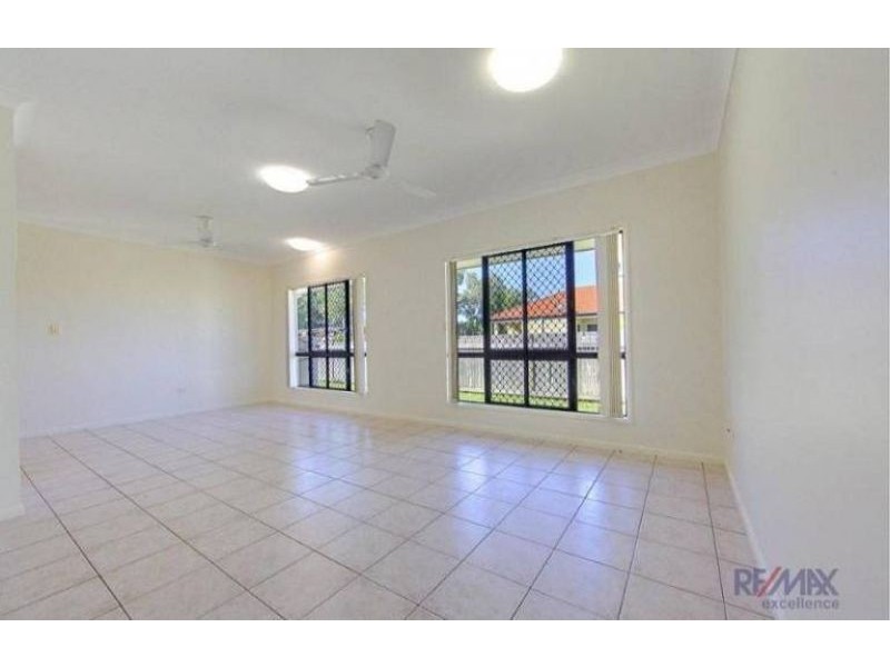 83 Phoenix Pde, Kirwan QLD 4817