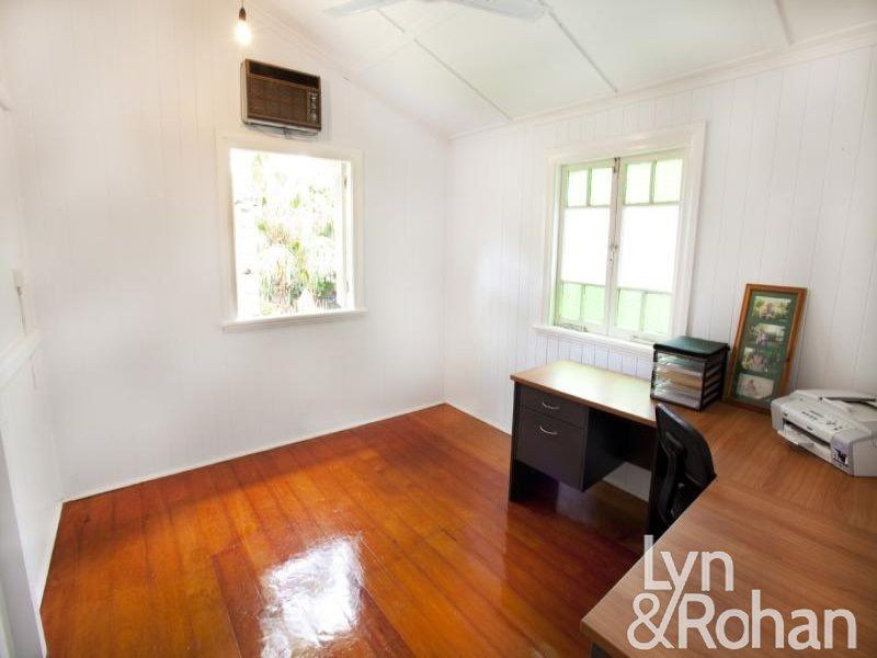 52 Norris Street, Hermit Park QLD 4812