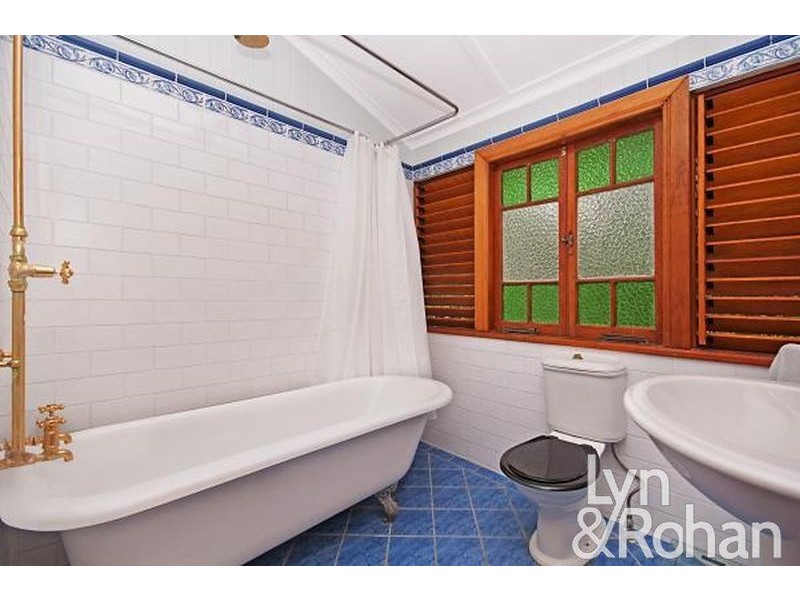 52 Norris Street, Hermit Park QLD 4812