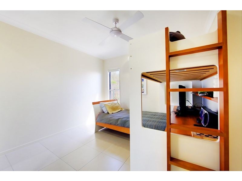 10 Yanooa Court, Bushland Beach QLD 4818