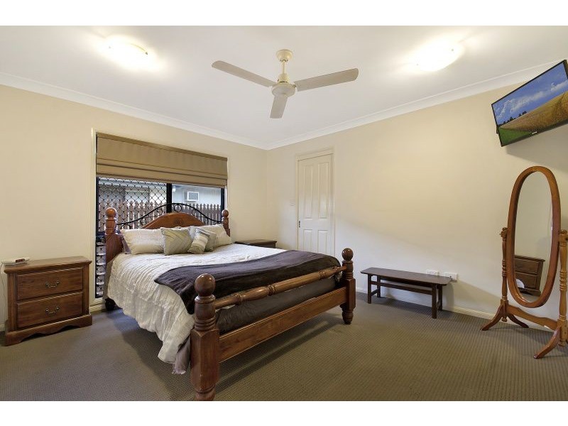 23 Eungella Court, Bushland Beach QLD 4818