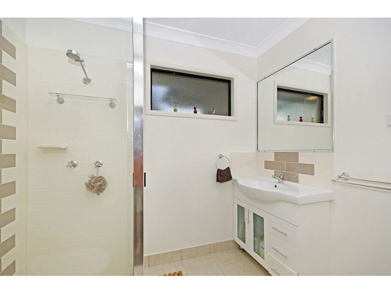 23 Eungella Court, Bushland Beach QLD 4818