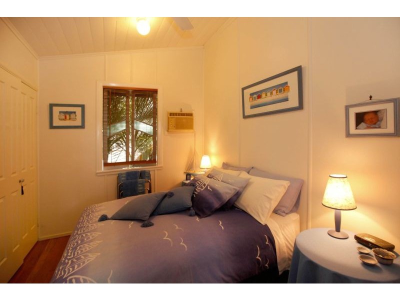 27 Tenth Avenue, Railway Estate QLD 4810