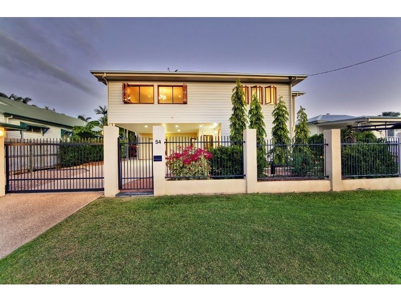 Belgian Gardens QLD 4810