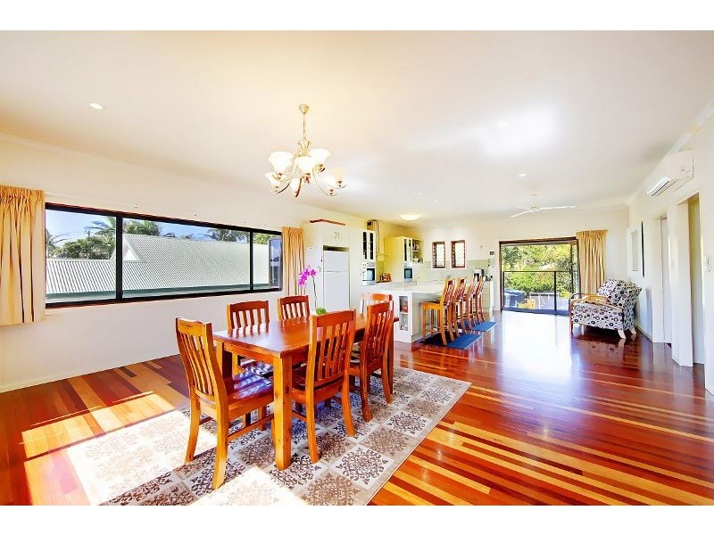 Belgian Gardens QLD 4810