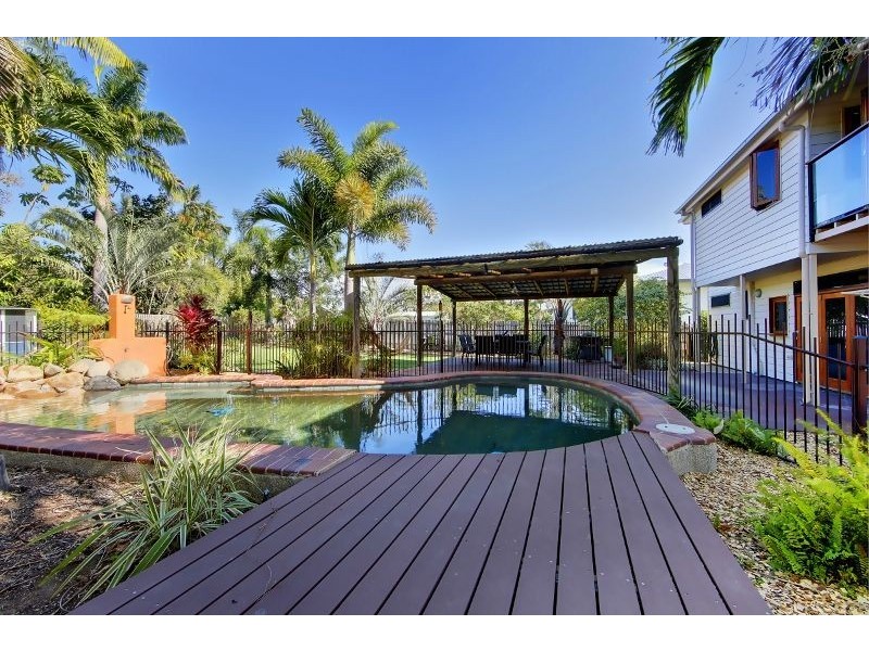 Belgian Gardens QLD 4810