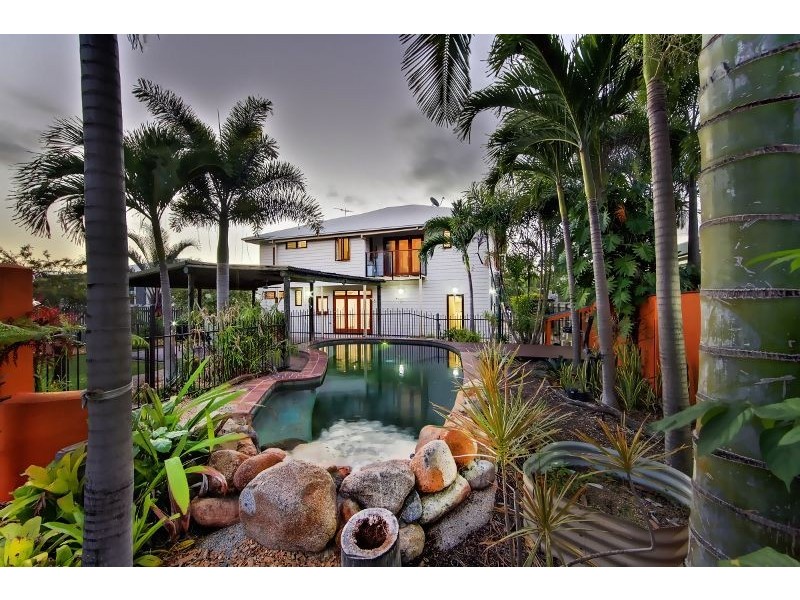 Belgian Gardens QLD 4810