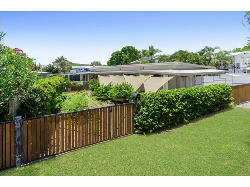 8 Havana Street, Rowes Bay QLD 4810