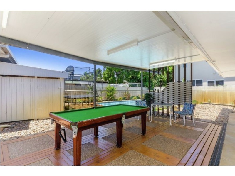 8 Havana Street, Rowes Bay QLD 4810