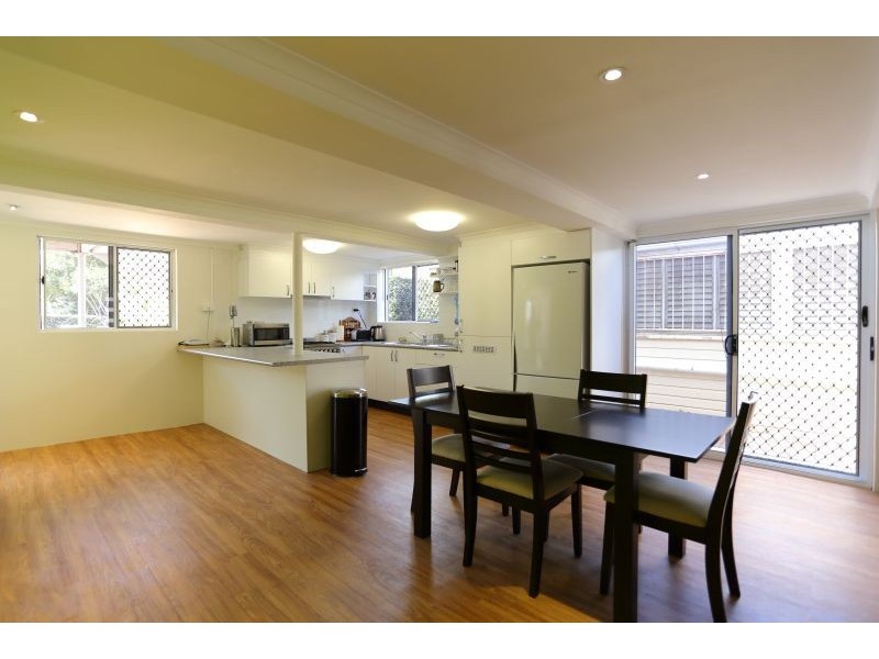 17-19 Echlin Street, West End QLD 4810