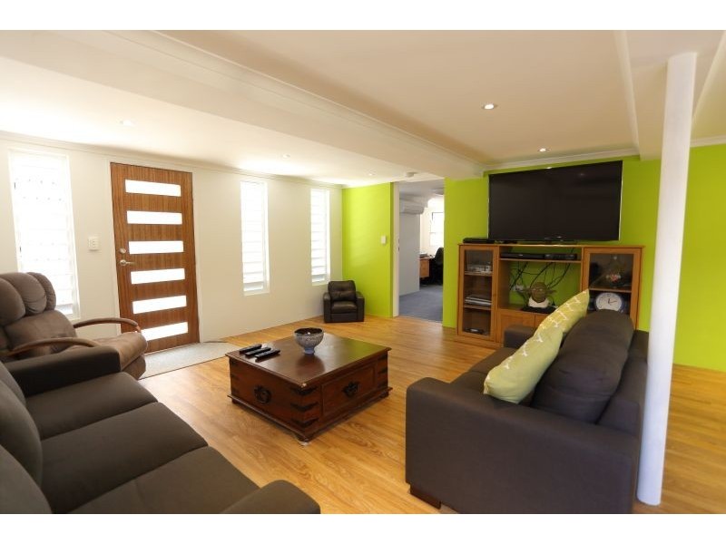 17-19 Echlin Street, West End QLD 4810