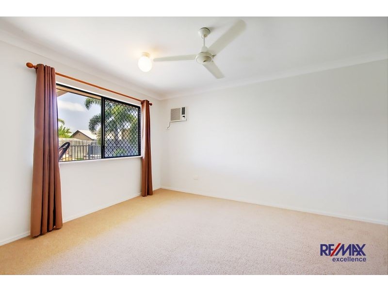 15 Riley Circuit, Kirwan QLD 4817