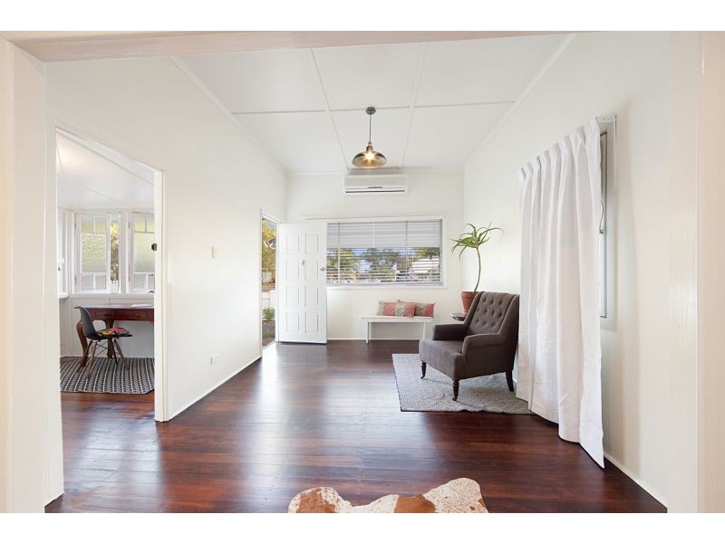 14 Nelson Street, South Townsville QLD 4810