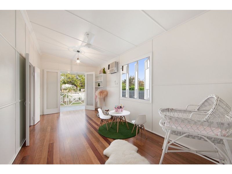 14 Nelson Street, South Townsville QLD 4810