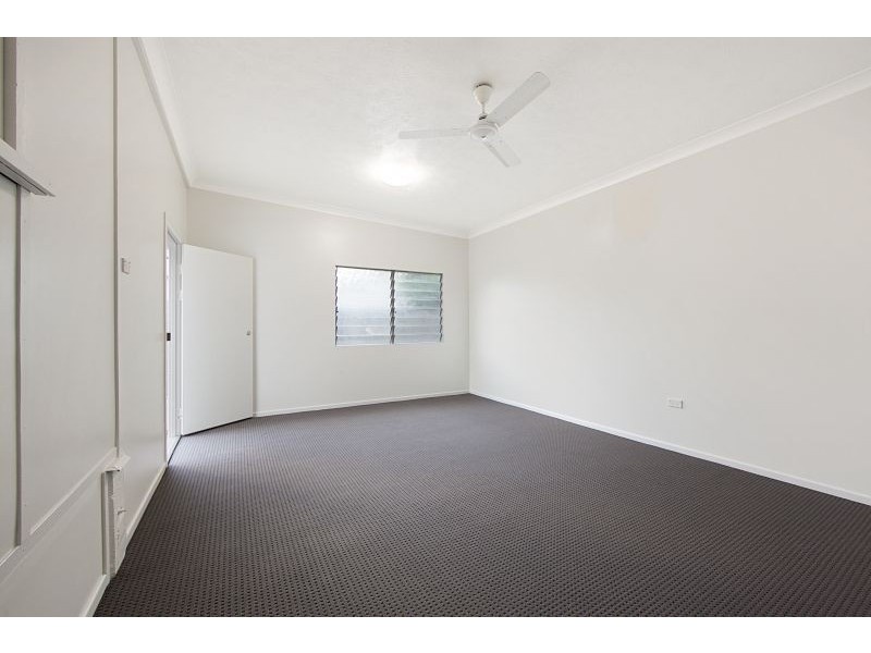 14 Nelson Street, South Townsville QLD 4810