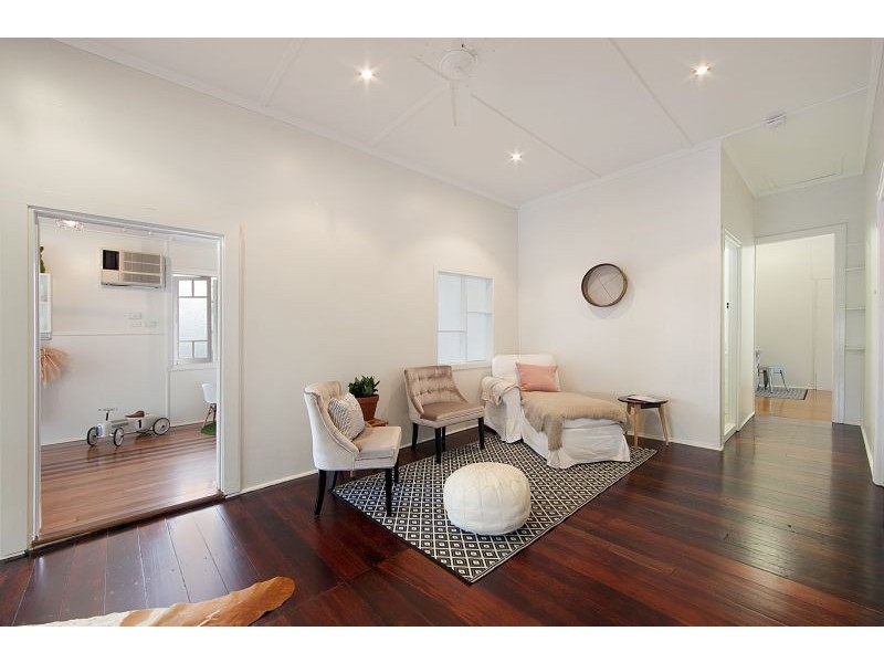 14 Nelson Street, South Townsville QLD 4810