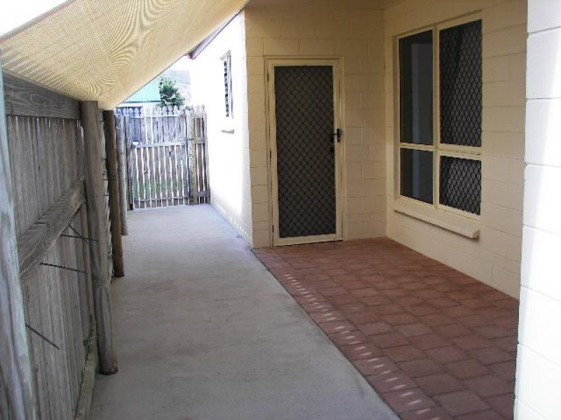 4 Gilmour Crescent, Kirwan QLD 4817