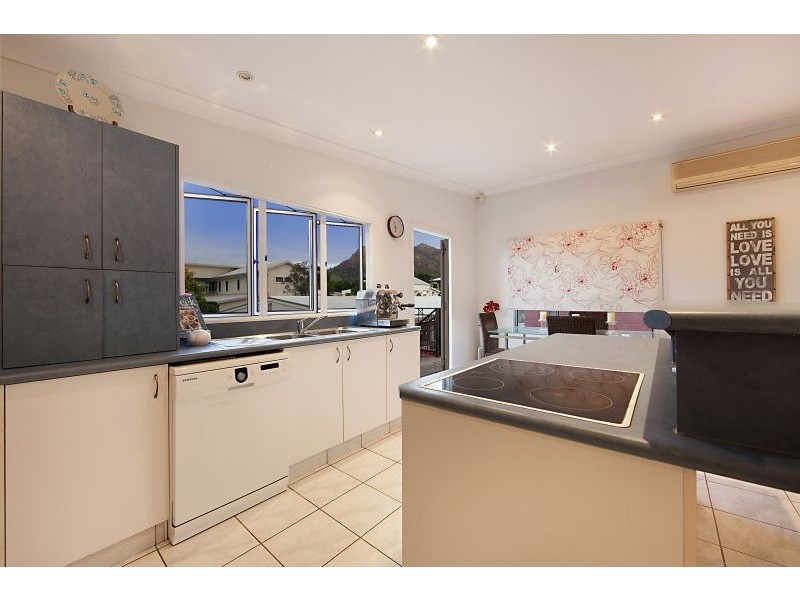 23 McKinley Street, North Ward QLD 4810