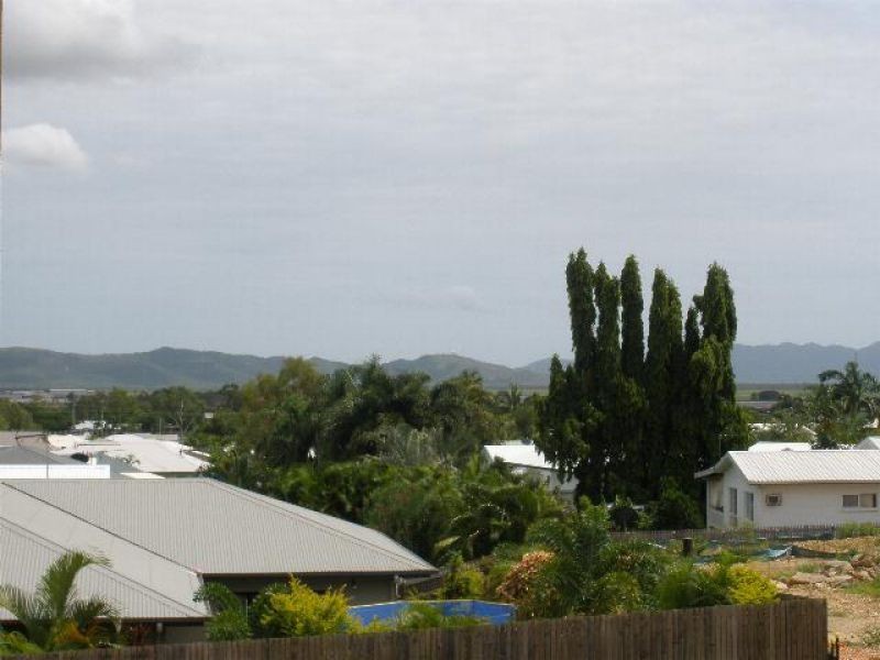 Mount Louisa QLD 4814