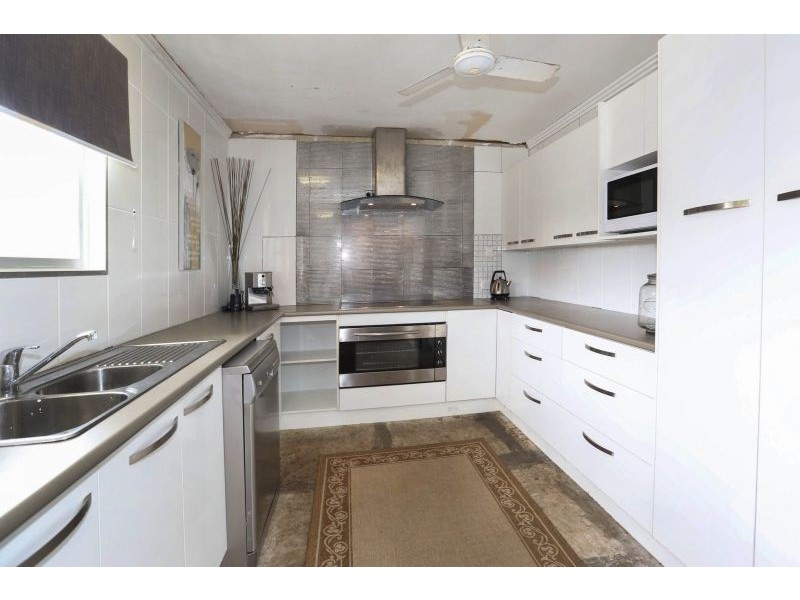 13 Tam O’shanter Drive, Thuringowa Central QLD 4817