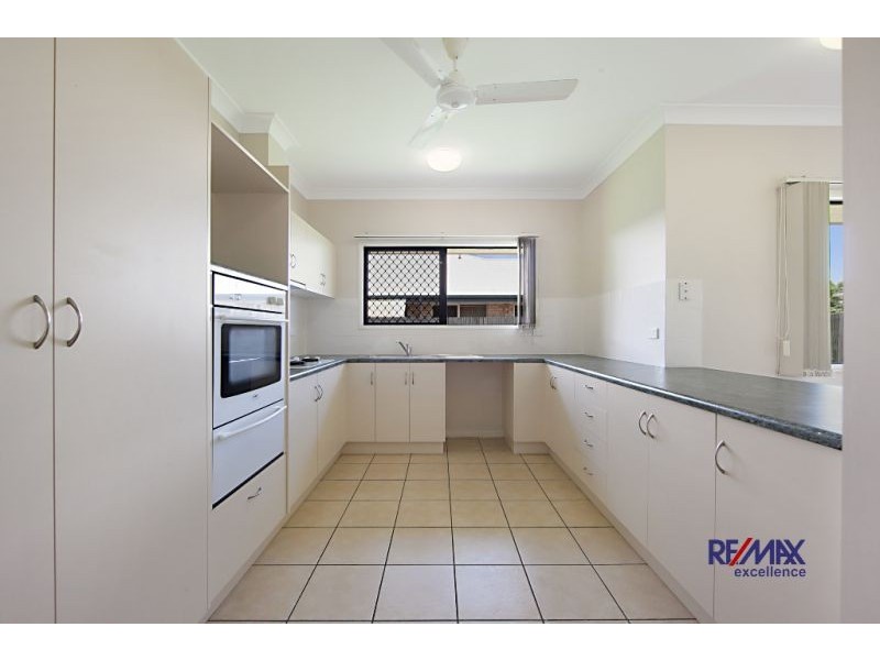 37 Aquatic Place, Idalia QLD 4811