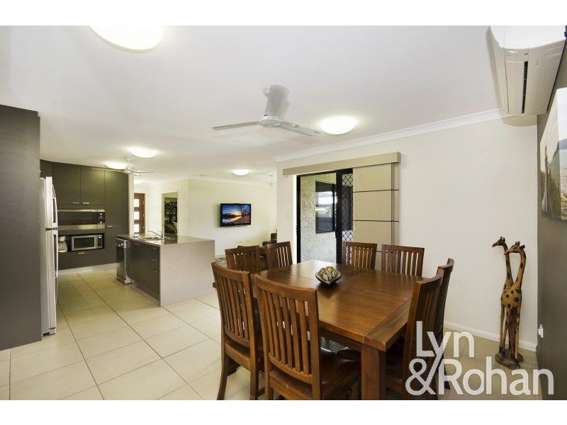 33 Kroymans Drive, Mount Louisa QLD 4814