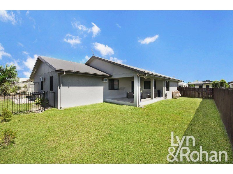 33 Kroymans Drive, Mount Louisa QLD 4814