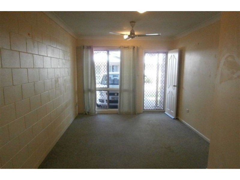 12/28 Henry Street, West End QLD 4810