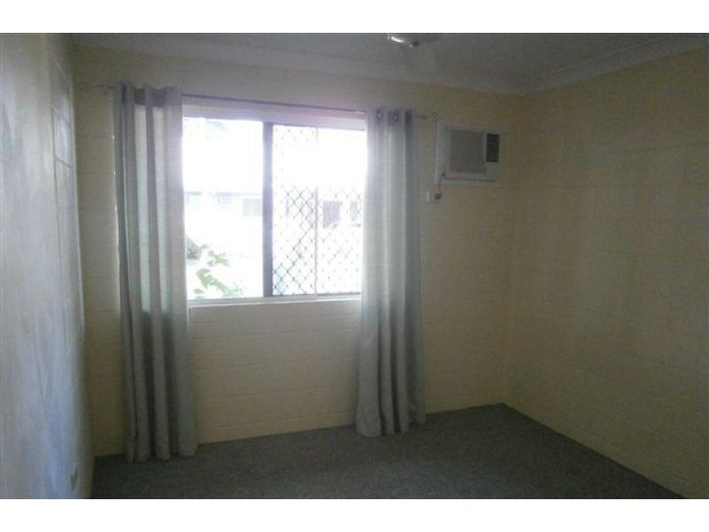 12/28 Henry Street, West End QLD 4810