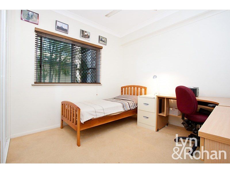 6/24 Martinez Avenue, West End QLD 4810