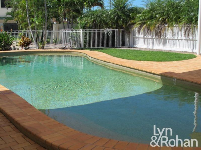 6/24 Martinez Avenue, West End QLD 4810