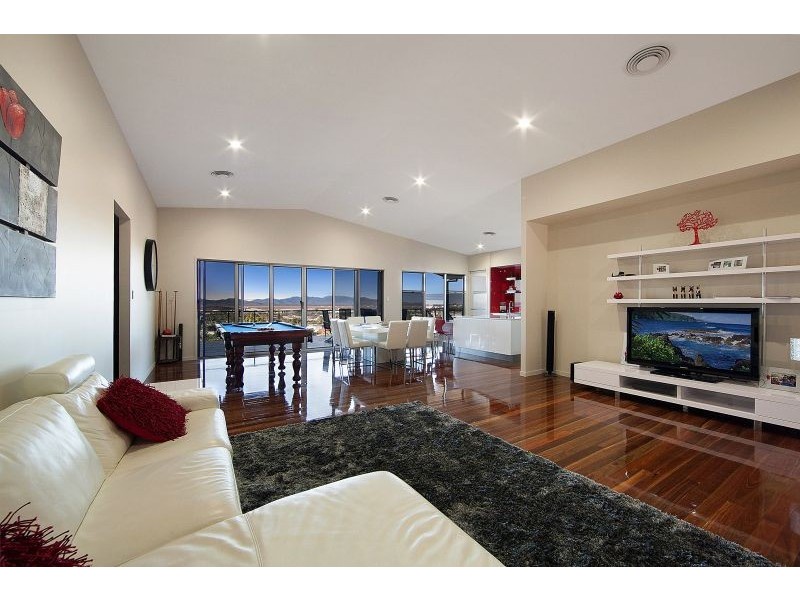 58 St Albans Road, Mount Louisa QLD 4814