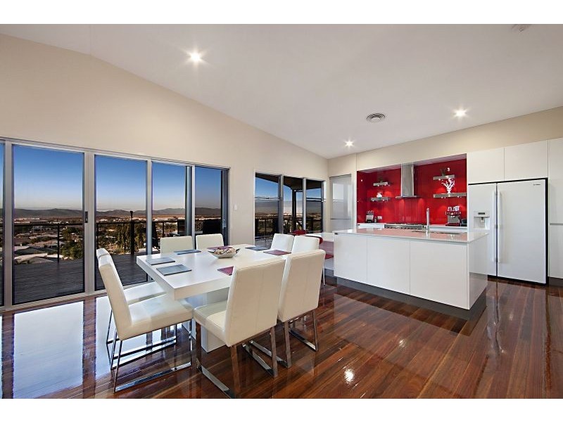 58 St Albans Road, Mount Louisa QLD 4814